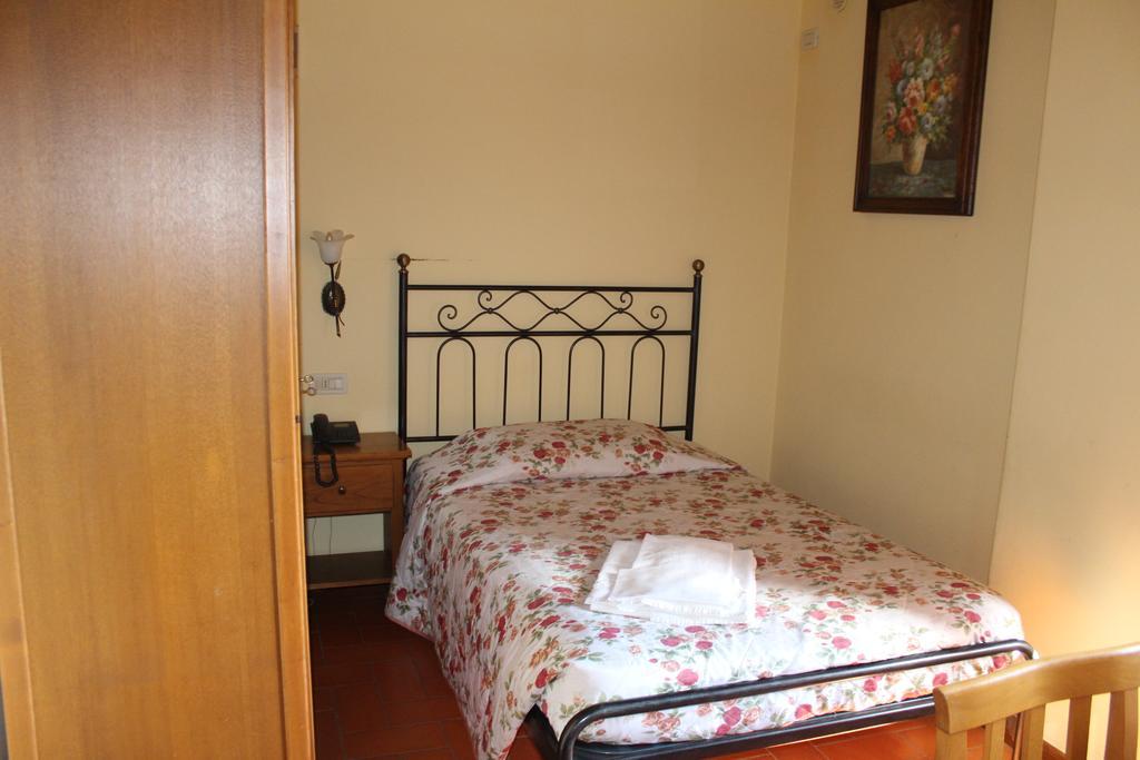 La Torricella Hotel Poppi Kamer foto